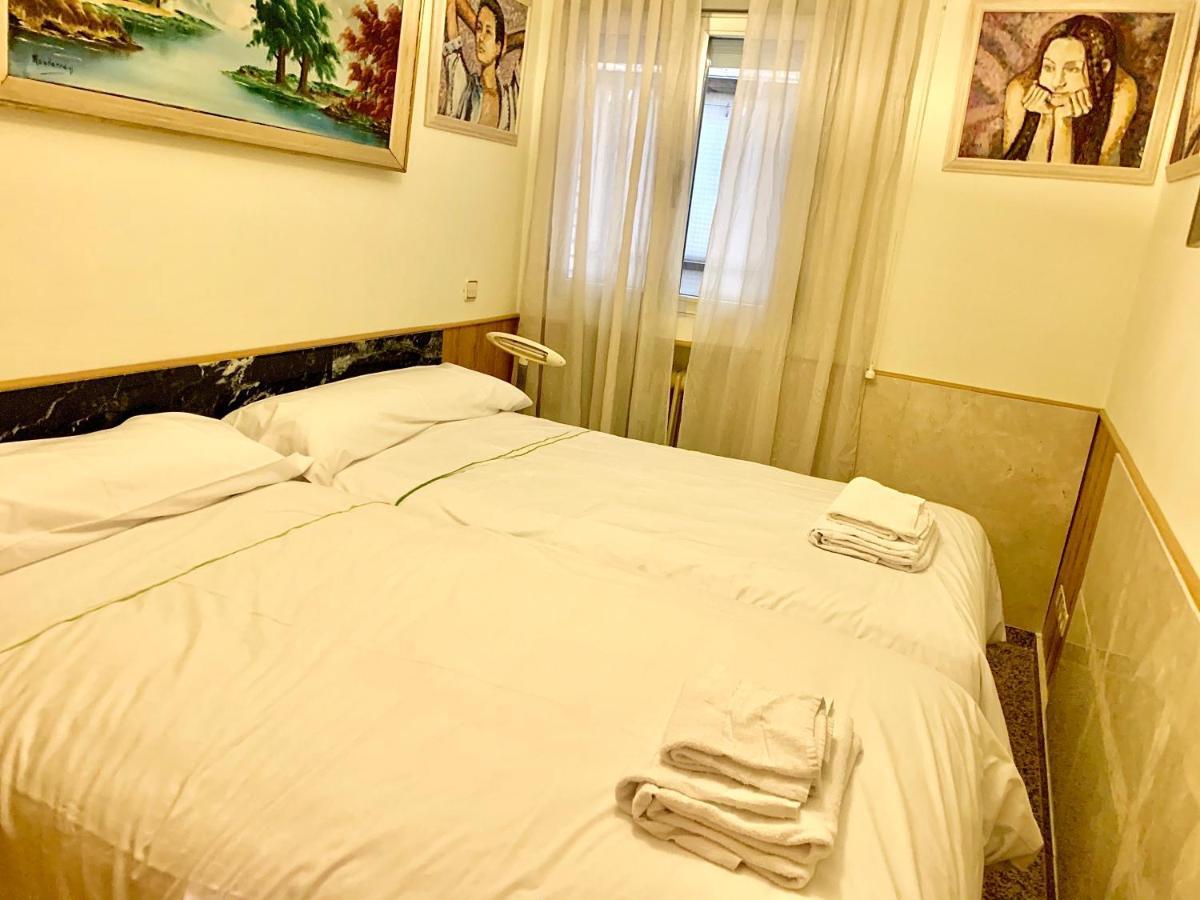 Apartamentos Torr Av America - Lopez De Hoyos - Chamartin Madrid Exteriér fotografie
